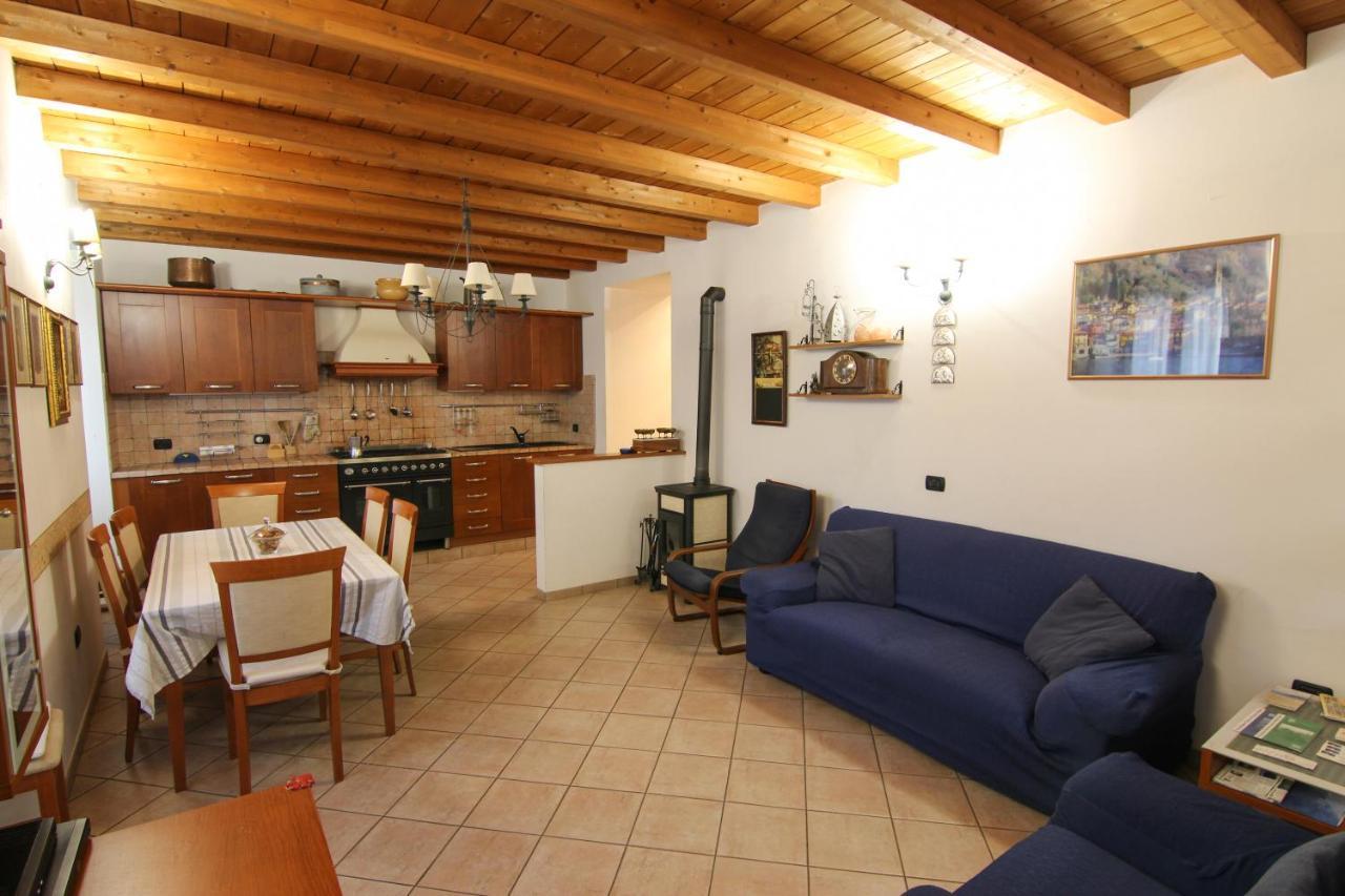 Villa Central Varenna Bagian luar foto