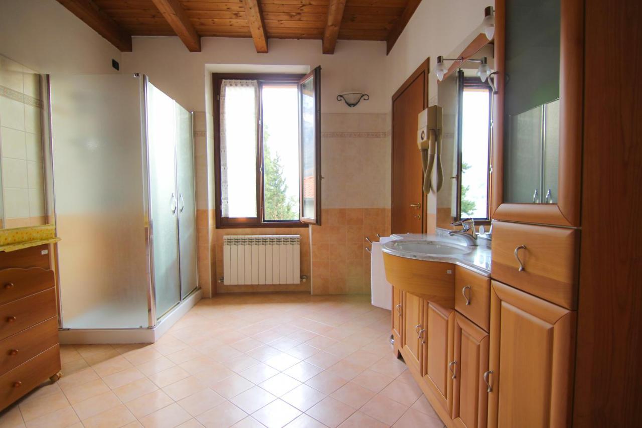 Villa Central Varenna Bagian luar foto