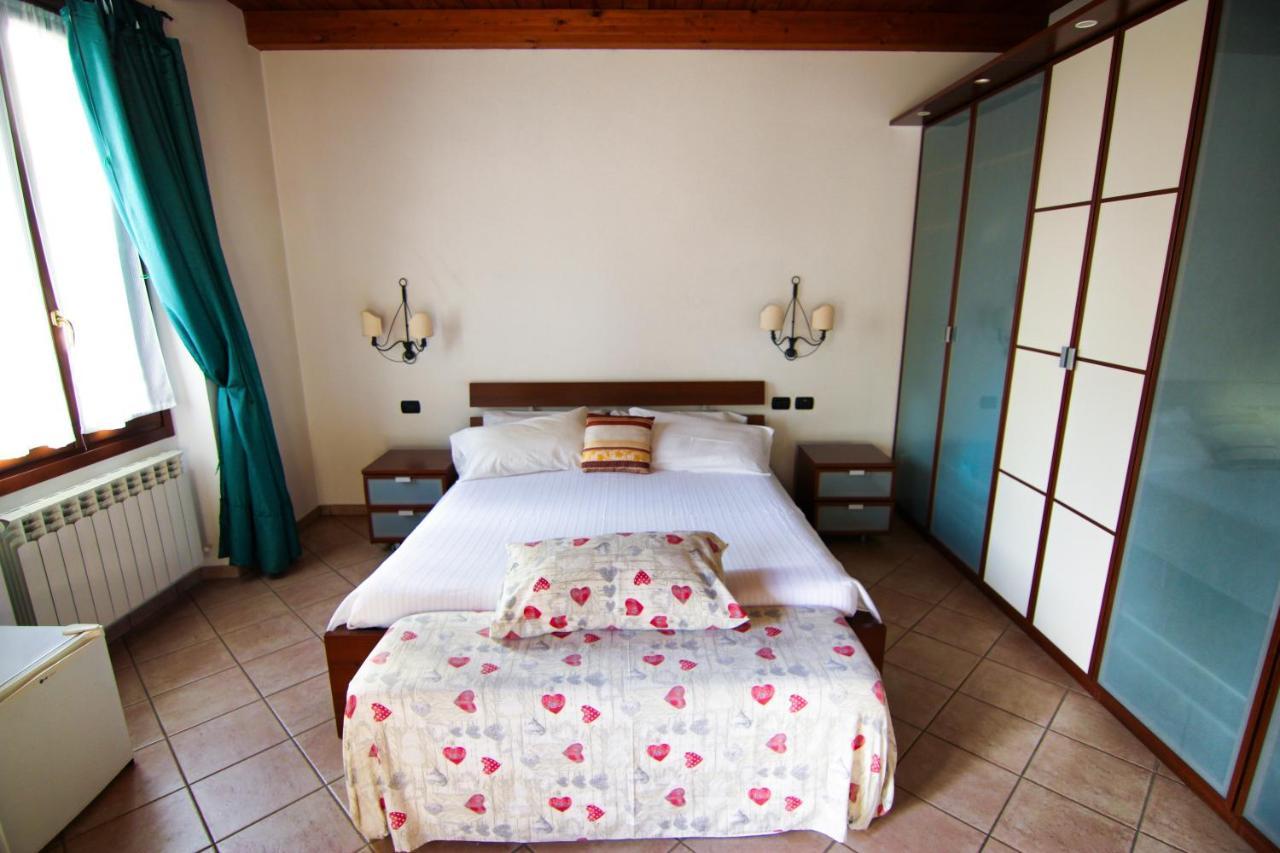 Villa Central Varenna Bagian luar foto