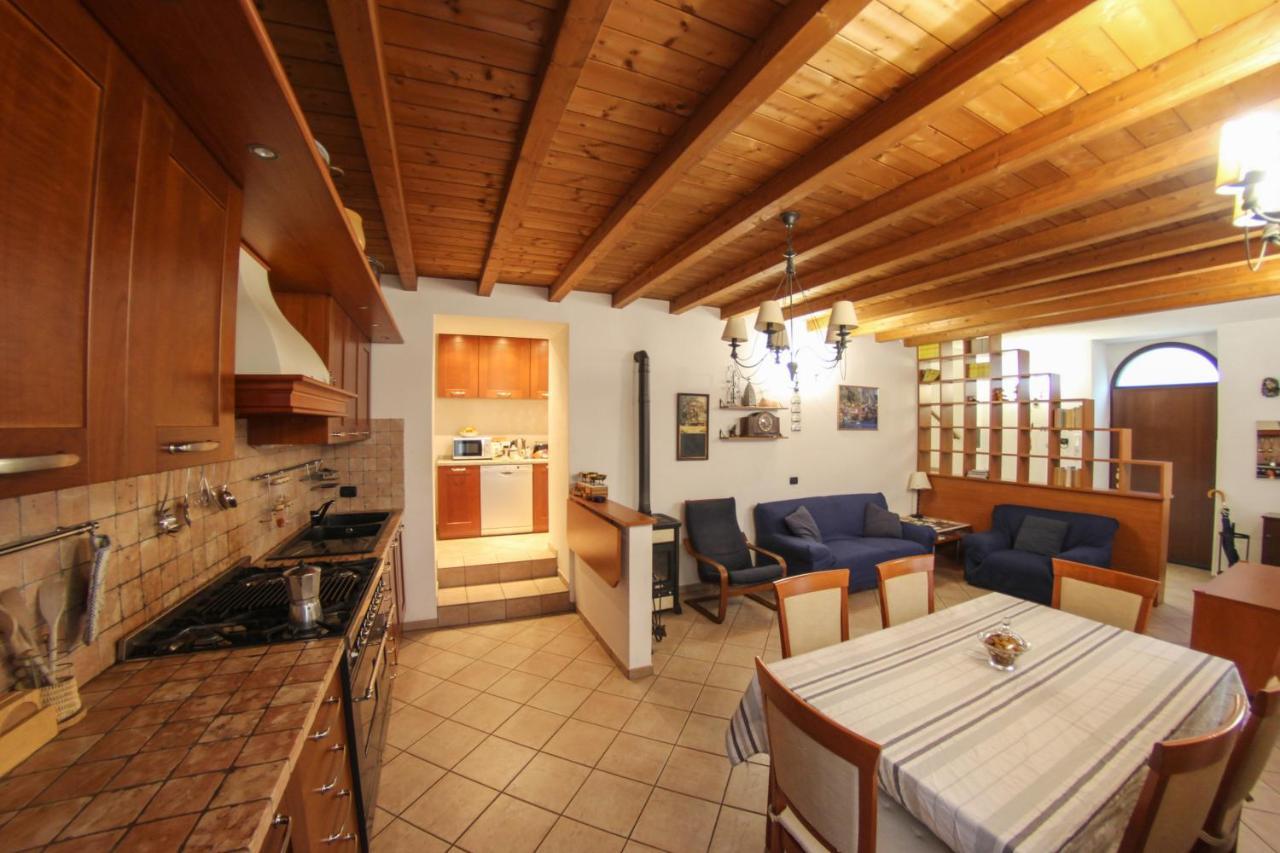 Villa Central Varenna Bagian luar foto