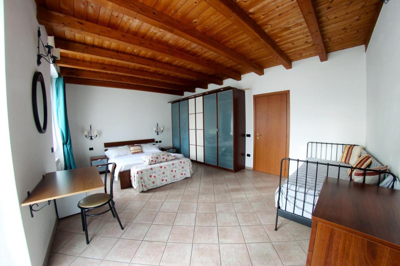 Villa Central Varenna Bagian luar foto